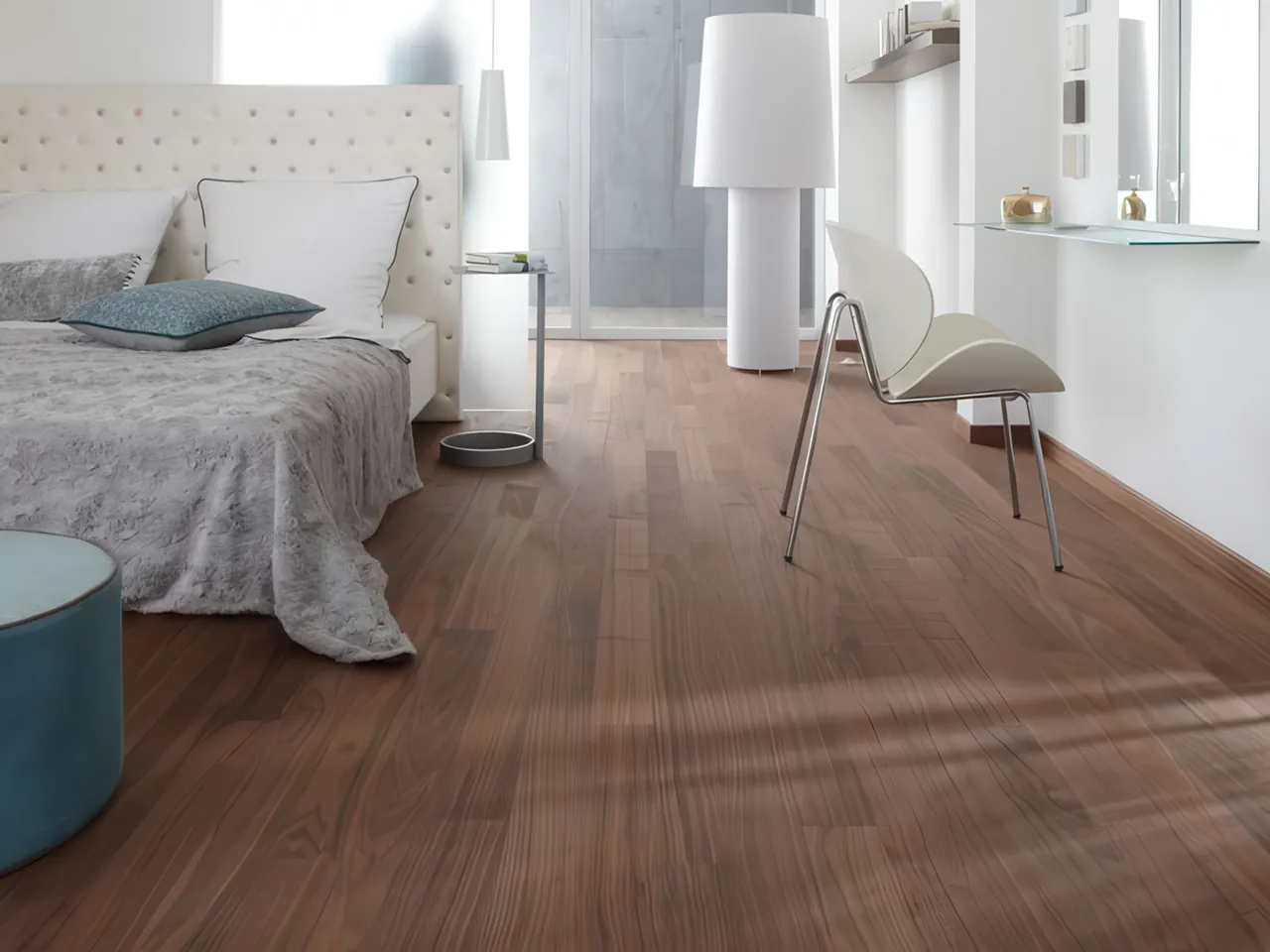 Bauwerk Cleverpark walnoot houten vloer, donker en diep getekend, in een slaapkamer.