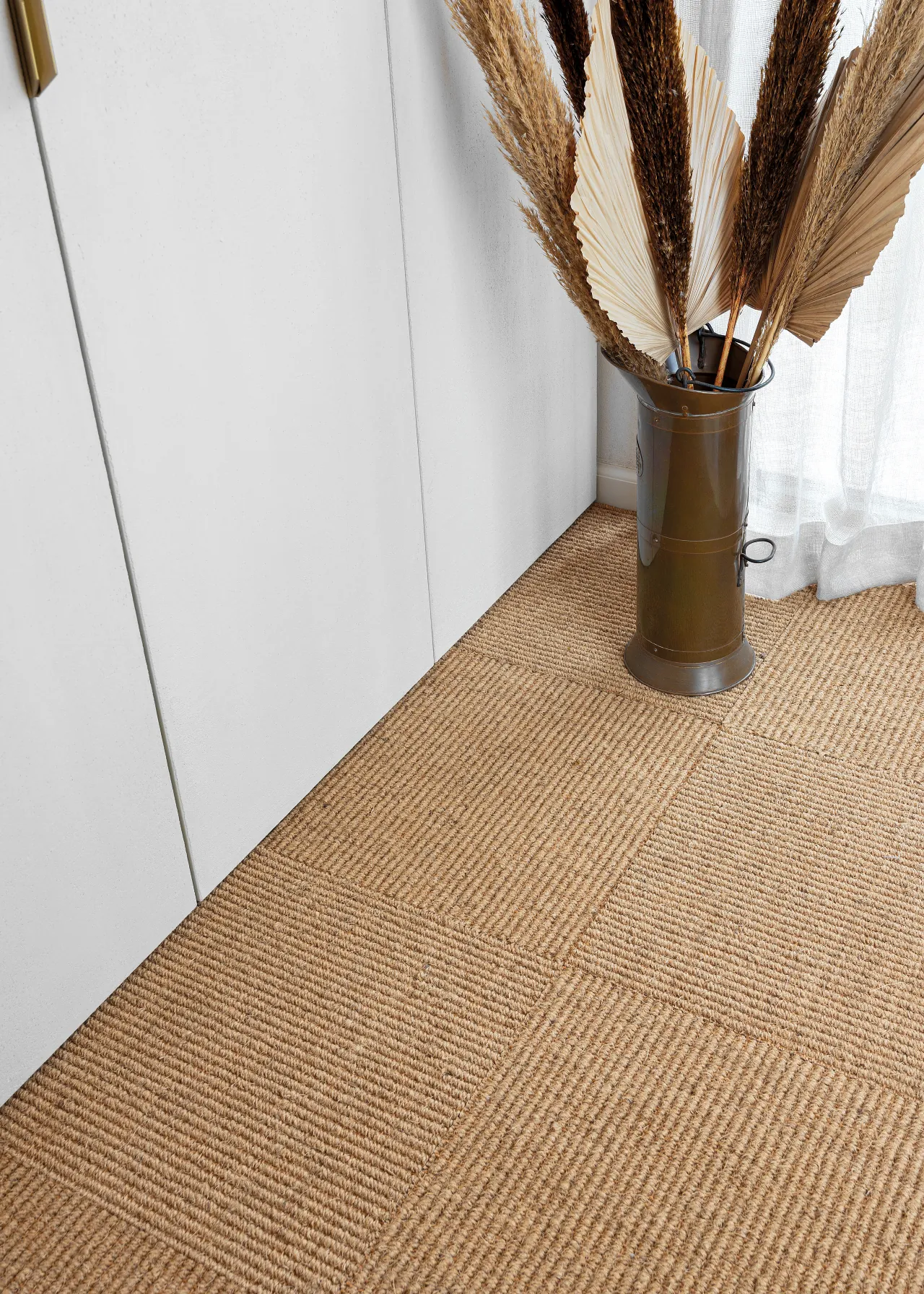 Cunera Cocos bouclé tegel 50x50 in kleur 9028 van kokos en sisal.