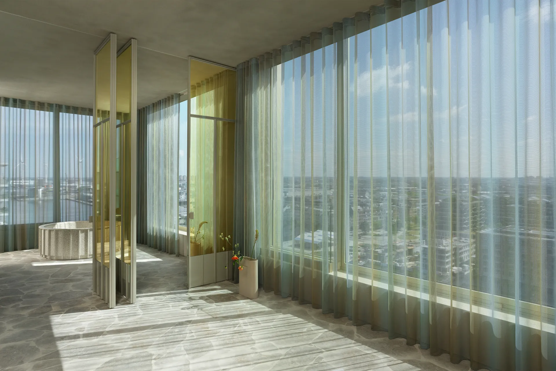 Kendix gordijnstof Cadence in kleur 58 gerecycled polyester met linnenlook in modern interieur